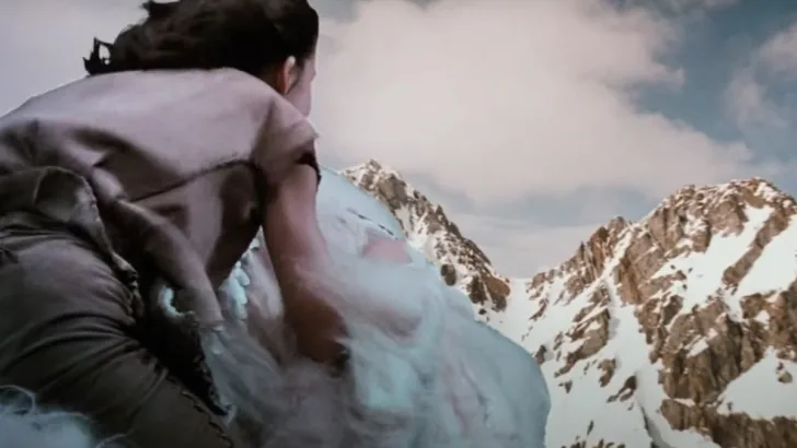 Bastian bring Falkor