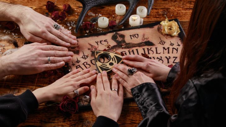 Attending a seance