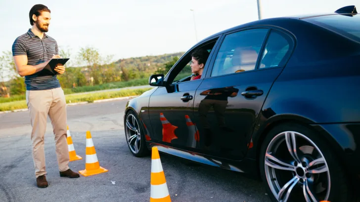 Could You Pass An American Driving School Exam, Again?
