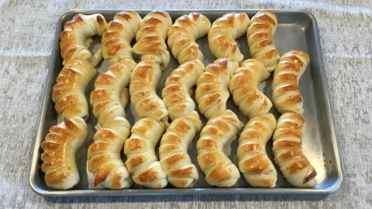 Rolls on baking sheet