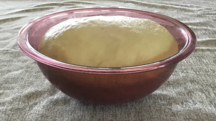 Mixing bowl